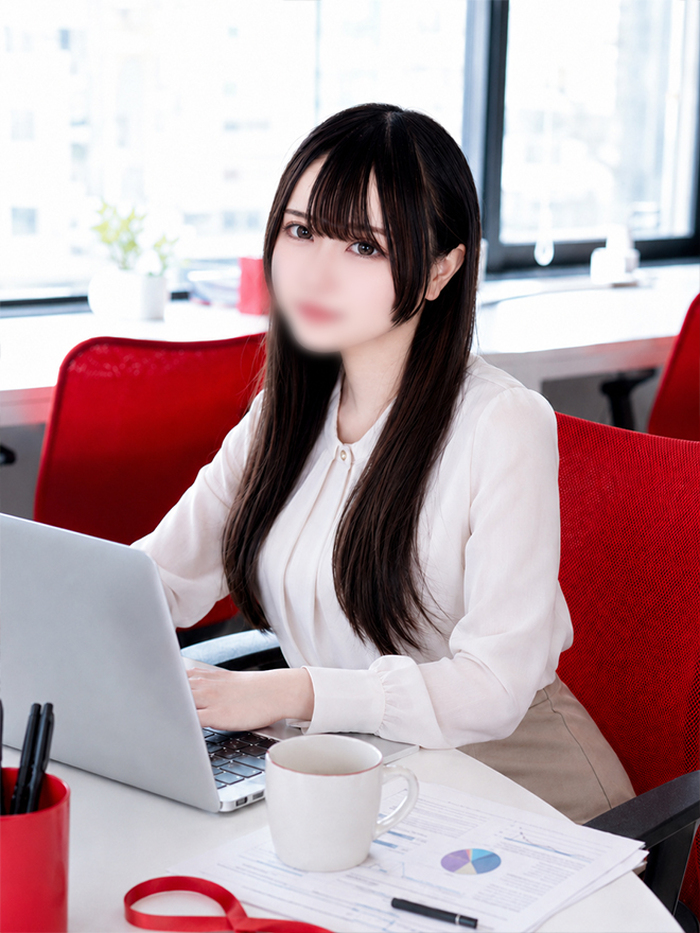 皇 あかね(24)